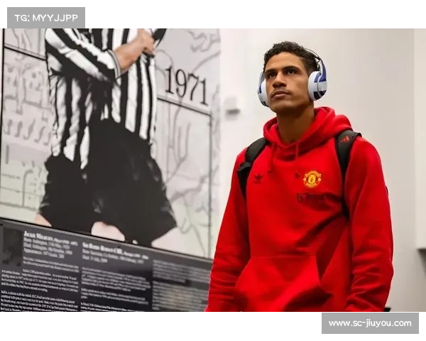 曼联的Elanga，如何成为世界级中后卫？